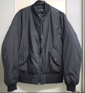 女裝 黑色 羽絨 外套 外褸 (90% new) Size L : 膊 19吋 胸 44吋 腰 40吋 衣長 26吋 袖長 25吋64207655862403110