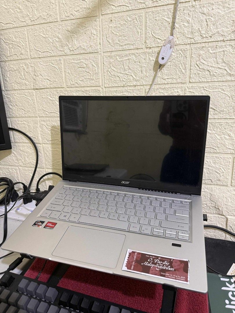 Acer Swift 3 (Category: Laptops & Notebooks) located in Goa. Submitted by zhivea (Listing ID 1392946257, Image 1). Description: Acer Swift 3 AMD Ryzen 5 5500U 500SSD AMD Radeon(TM) Graphics 16gb ram -Screen protector installed since day 1 -external keyboard and mouse used since day 1 so di laspag ang keyboard and mousepad -external speakers used since day 1 so clear pa built in speaker -not used heavily (not even gaming) pero pede pa rin to some 