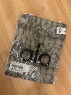 （分類：）位於 。 由 leungceci 提交（商品編號 1392983889，圖片 1）。簡介： 。