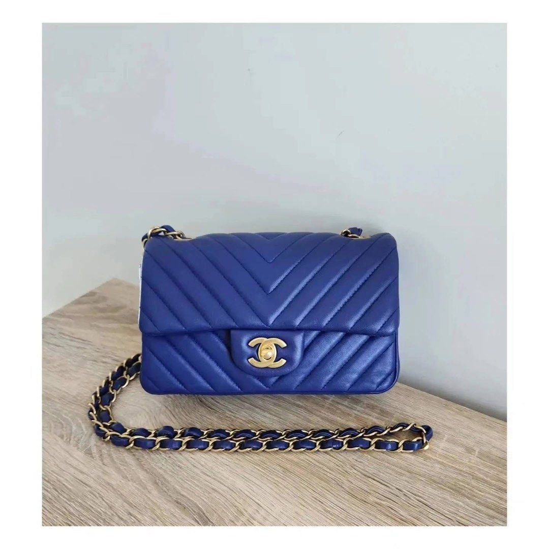 Chanel Rectangular Flap Chevron (Category: Luxury Bags & Wallets) located in Manila. Submitted by luxe88nhelmueller (Listing ID 1392925993, Image 1). Description: Available on hand Pre owned In good condition 🔥Chanel🔥 Classic Mini Rectangular Flap Blue, Chevron Matte Gold Hardware Series 21 Year 2016 Comes with Hologram intact, Authenticity card And dustbag .
