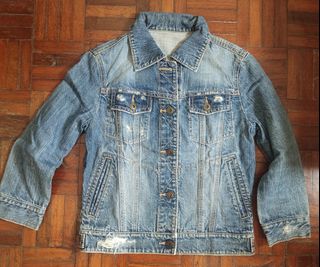 (Category: ) located in . Submitted by leelistudio (Listing ID 1392951667, Image 1). Description: .