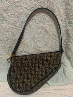 (Category: ) located in . Submitted by amore0809 (Listing ID 1392936867, Image 1). Description: .