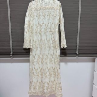 (Category: ) located in . Submitted by shopwithuna (Listing ID 1392982361, Image 1). Description: .