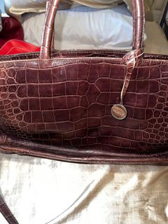 (Category: ) located in . Submitted by adri.larnya (Listing ID 1392992449, Image 1). Description: .