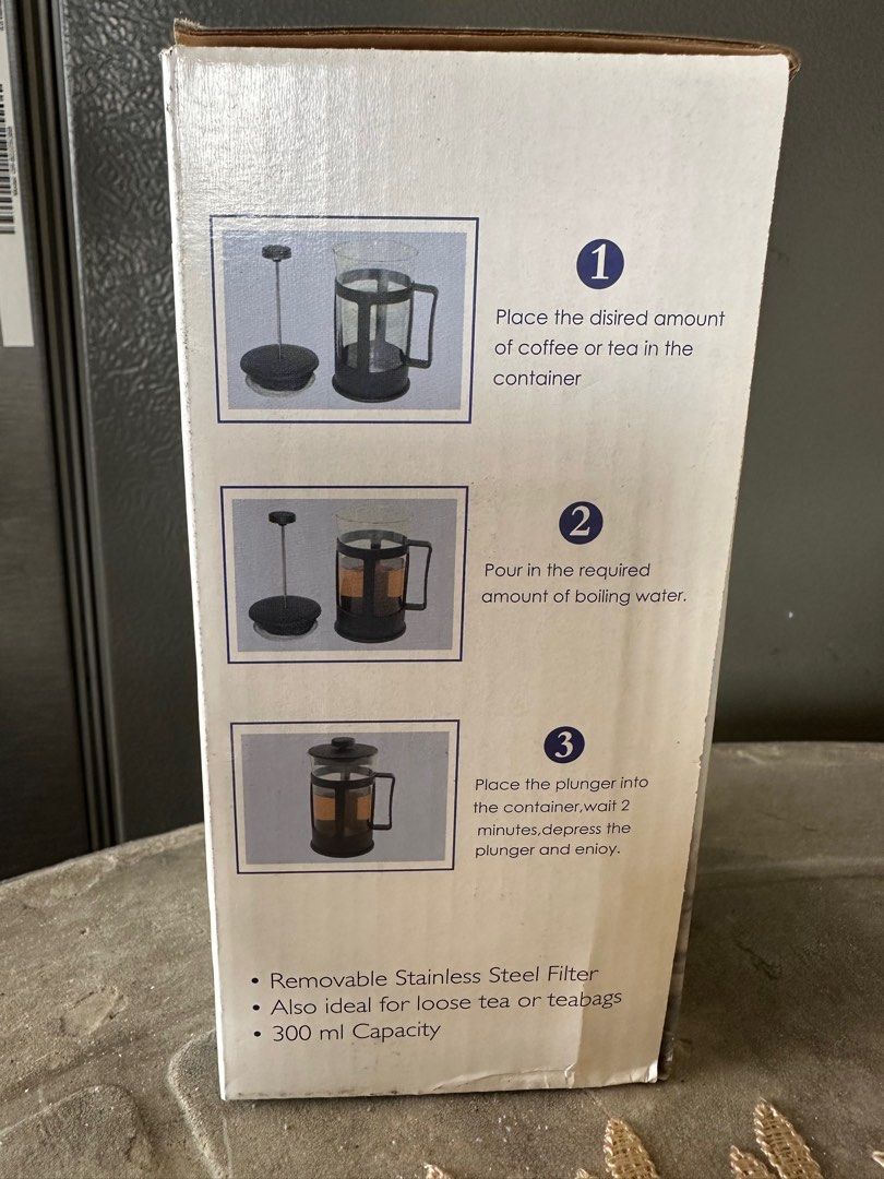 Glass Cafetière 300mL (Coffee or Tea Maker) (Category: Coffee Machines & Makers) located in Manila. Submitted by AAA09876 (Listing ID 1392928997, Image 2). Description: .