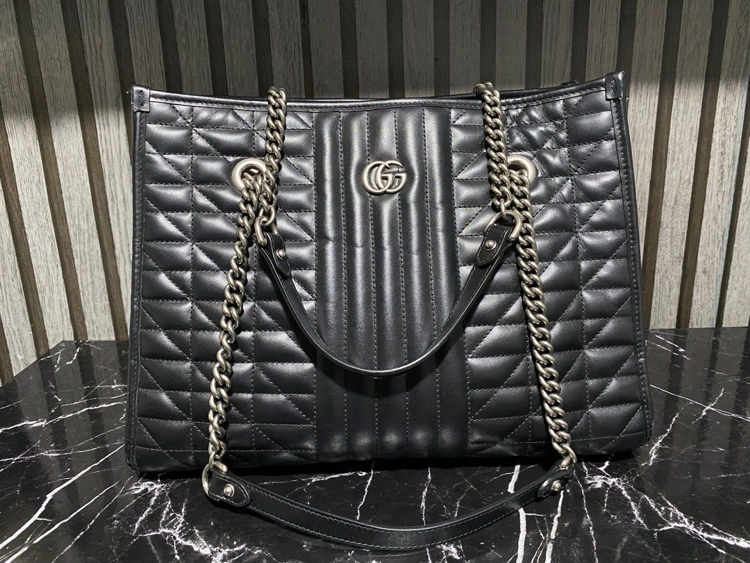 Gucci marmont leather tote bag (medium) (Category: Luxury Bags & Wallets) located in Baguio. Submitted by fullroom.dgs (Listing ID 1393010747, Image 1). Description: Gucci marmont tote bag medium Very good condition Please check photos Authentic.