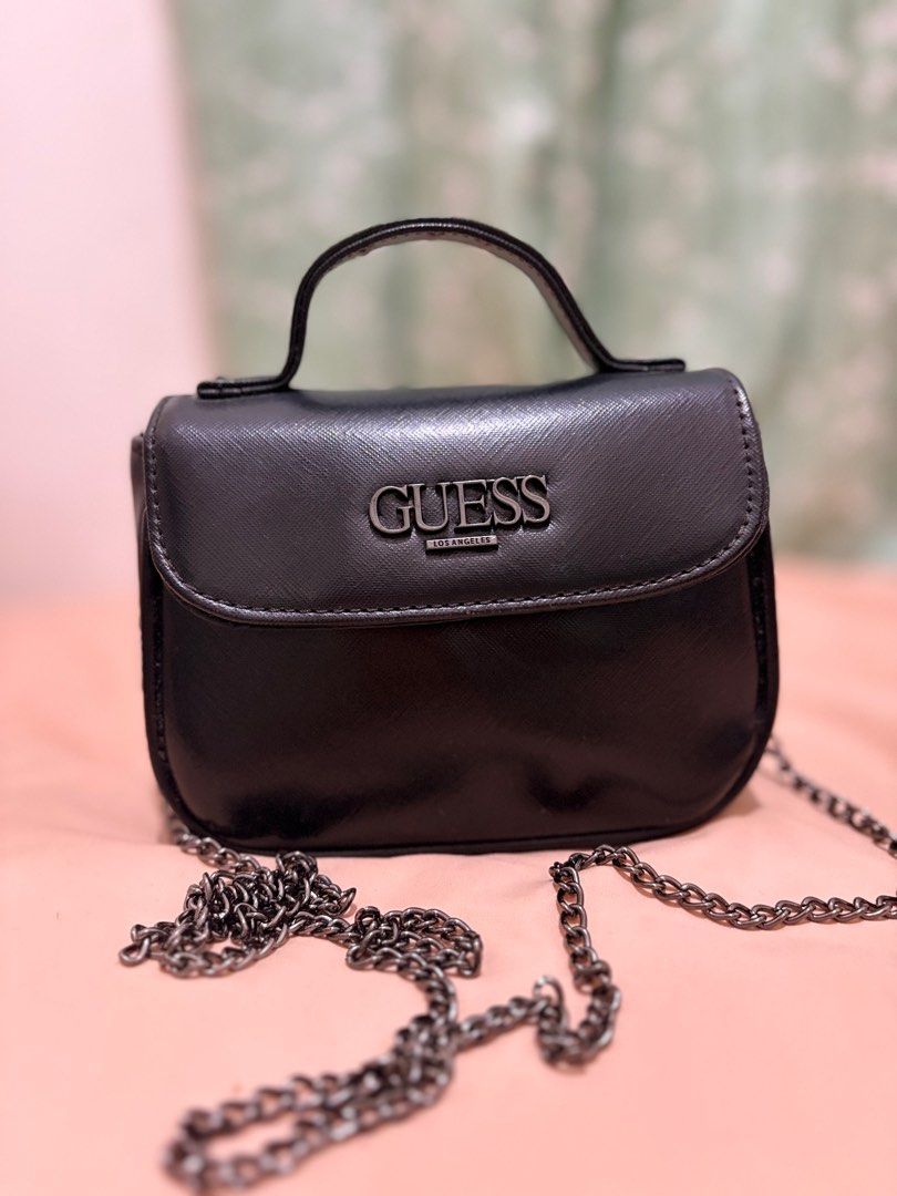 Guess micro bag (Category: Cross-body Bags) located in San Pablo. Submitted by declutterwithmelqc (Listing ID 1392964510, Image 1). Description: Original 💯 Used once lang✨ Walang issue!.