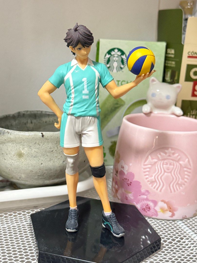 Haikyuu Oikawa figurine (Category: Figurines & Statues) located in Valenzuela. Submitted by declutterbychi (Listing ID 1393017825, Image 1). Description: — price can nego — flaw sa stand lng, idk if dust sya. rfs: declutterring .