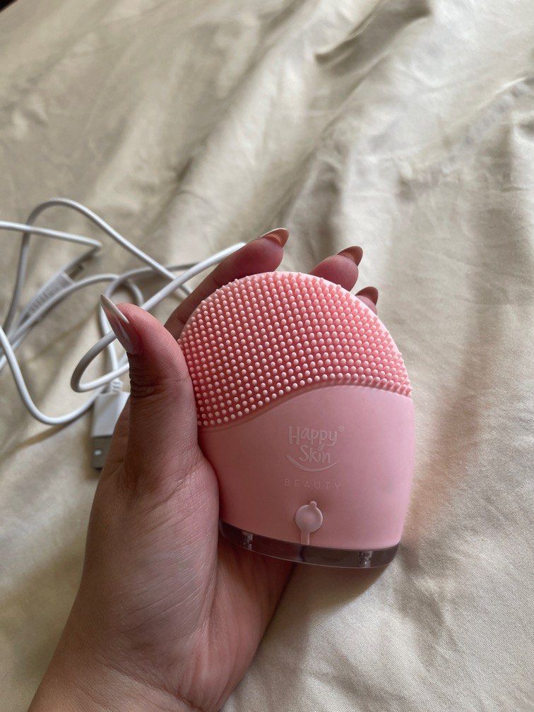 Happy Skin Ultrasonic Cleansing Device (Category: Face Care) located in Quezon City. Submitted by nyeli (Listing ID 1392929406, Image 2). Description: .