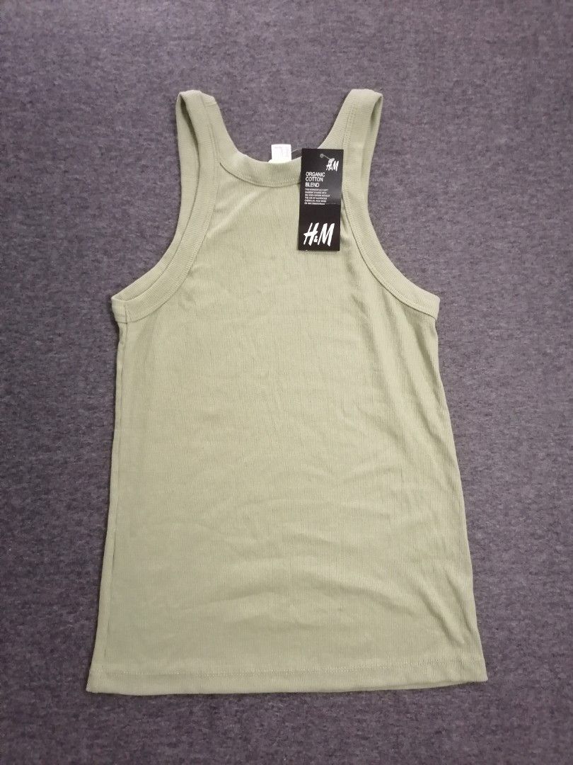 H&M Sleeveless (Oak Moss) Large, With Tag (Category: Sleeveless) located in Tarlac. Submitted by wildglow (Listing ID 1392930190, Image 3). Description: H&M Sleeveless (Oak Moss) Large, With Tag 🧹✨ Decluttering mode ON! ✨🧹 Letting go of my barely used (some even brand new!) pants, shorts, overalls & blouses 👖👗. Some still with tags, some without—pero all good finds! 💕 📸 Check the pics — DM if may nagustuhan, Some reserved na, so bilis-bilis