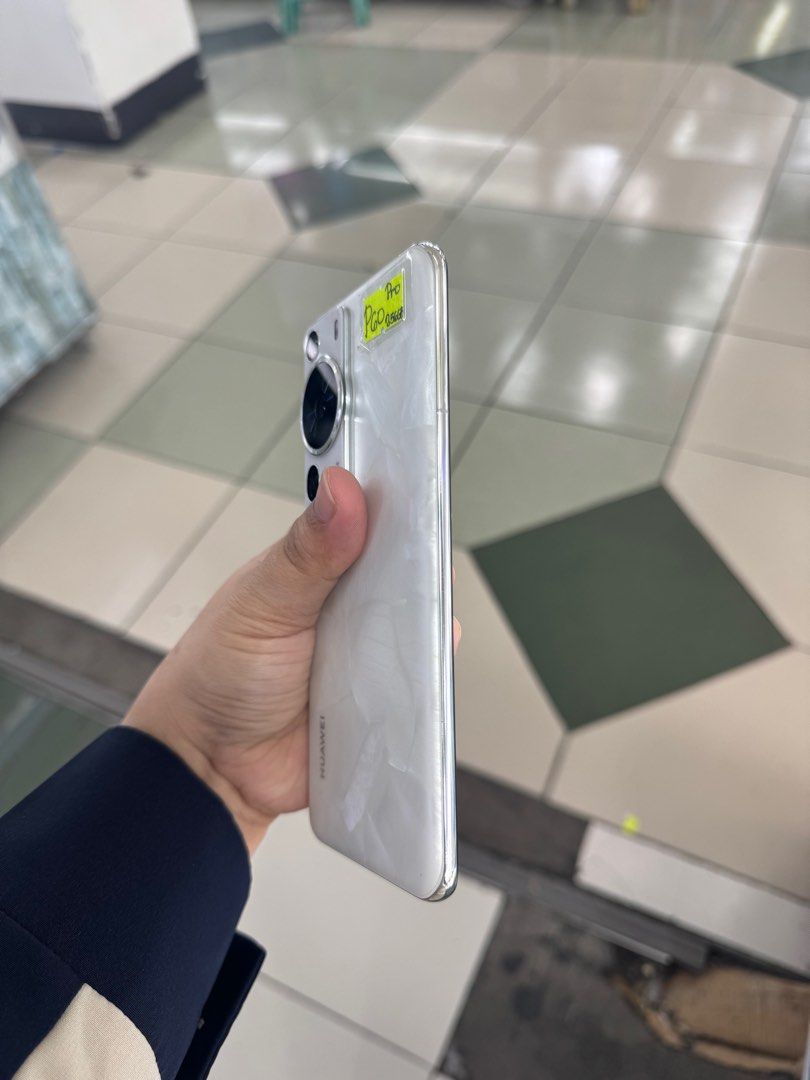 Huawei P60 Pro 256gb FU NTC (Category: Huawei) located in San Juan City. Submitted by keannagadgetph (Listing ID 1393043158, Image 3). Description: Available Units for today's POST! Huawei P60 Pro Plus / 256gb / FU / NTC - good condition - 95% Makinis - good battery - no issue / repair - Any colors available ~ Accepting SWAP / TRADE IN / INSTALLMENT / BINTA UNIT ~ CASH ON DELIVERY METRO MANILA / LBC PAYMENT FIRST ~ Store location GREENHILLS 2ndfl