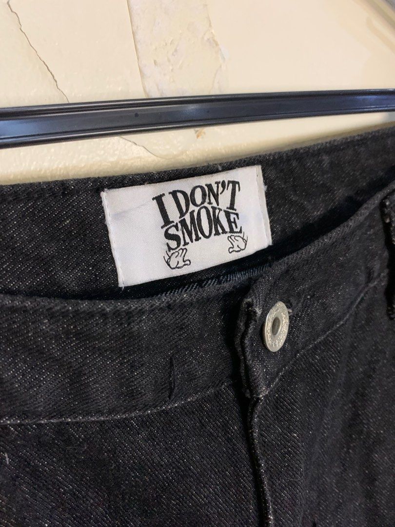 I DONT SMOKE JEANS (Category: Jeans) located in Lapu Lapu. Submitted by fellasgallery11 (Listing ID 1392911778, Image 3). Description: SIZE 34 LENGTH 43 LEG OPEN 7 THIGH 11 NO ISSUES OR FLAWS .