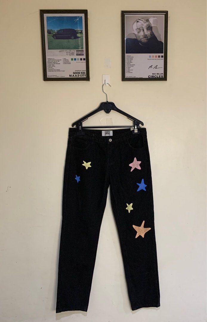 I DONT SMOKE JEANS (Category: Jeans) located in Lapu Lapu. Submitted by fellasgallery11 (Listing ID 1392911778, Image 1). Description: SIZE 34 LENGTH 43 LEG OPEN 7 THIGH 11 NO ISSUES OR FLAWS .