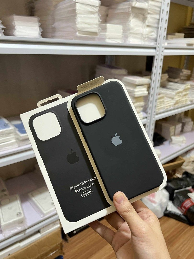 iPhone 15 Pro Max Leather Case [MagSafe] (Category: Cases & Sleeves) located in Manila. Submitted by zionmerced (Listing ID 1392946481, Image 2). Description: Available on hand.