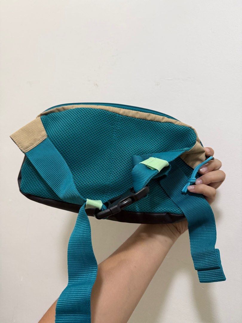 Jansport Way Out Waistpack (Category: Belt bags, Clutches and Pouches) located in Lipa City. Submitted by declutterwithmeee. (Listing ID 1392984137, Image 2). Description: Bought this from The Travel Club Jansport for Php 2,400 in 2022. Used but not abused! Still in very good condition. :).