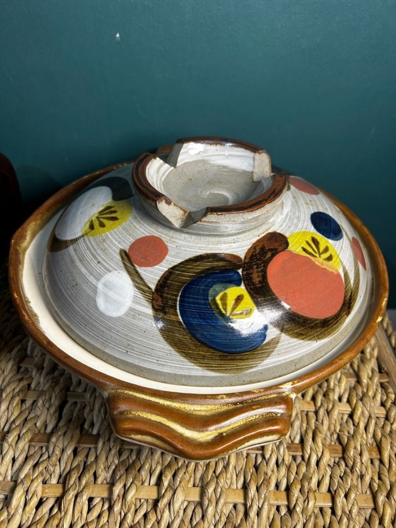 Japanese Donabe Clay Pot – 27cm (Category: BBQ, Grills & Hotpots) located in General Mariano Alvarez. Submitted by kapitbahayfinds (Listing ID 1392992377, Image 2). Description: Product name: Japanese Donabe Clay Pot – 27cm Description: Traditional Japanese donabe clay pot | Measures 27cm in diameter | Perfect for hot pot, soups, stews, and slow-cooked dishes | Classic earthenware that distributes heat evenly and retains warmth for longer dining 