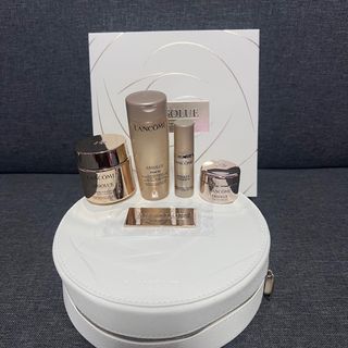 (Category: ) located in . Submitted by beautyloversg (Listing ID 1392892724, Image 1). Description: .