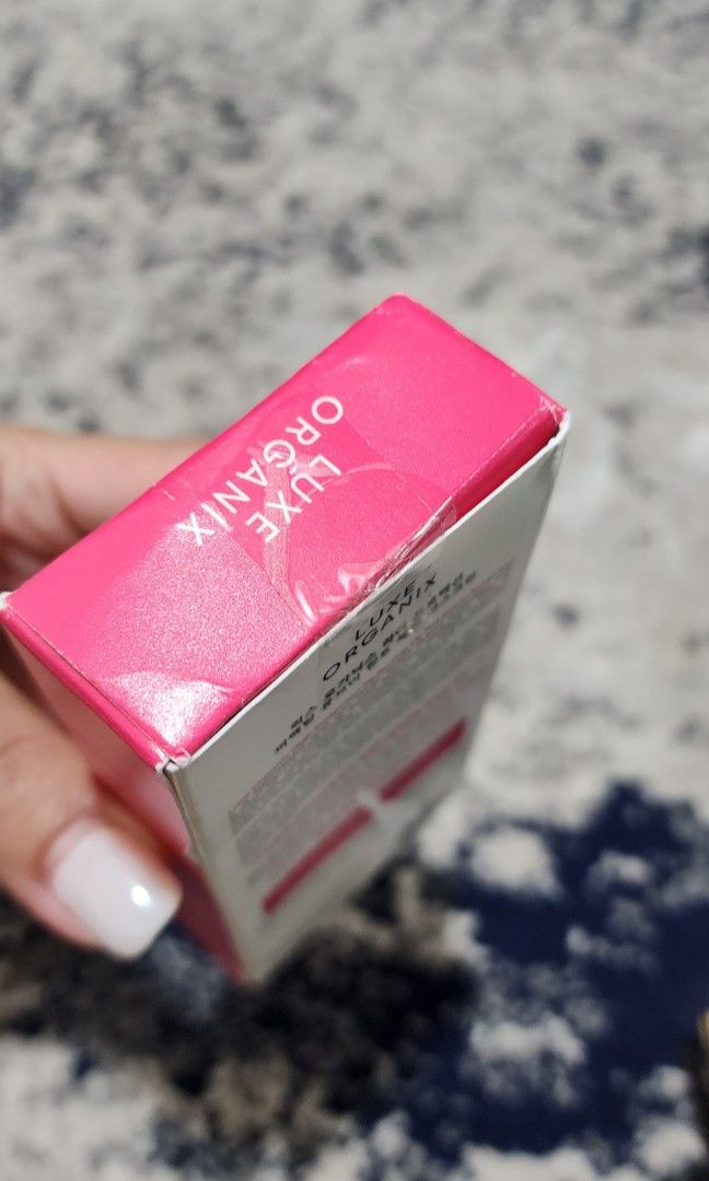 Luxe Organix Tint Serum Sunscreen (Category: Face Care) located in Manila. Submitted by brandnewandprelovedstuff (Listing ID 1393046069, Image 2). Description: New Extra.