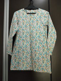 (Category: ) located in . Submitted by wardrobecollection (Listing ID 1392911929, Image 1). Description: .