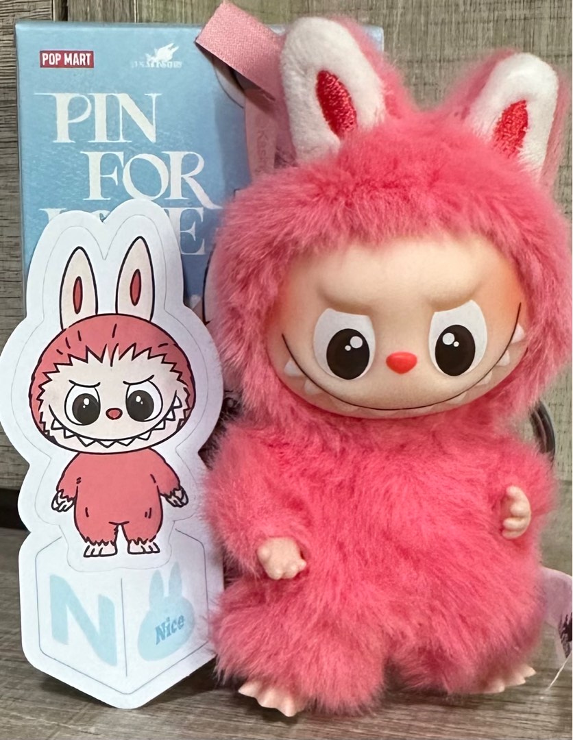 mini_labubu_pin_for_love_serie