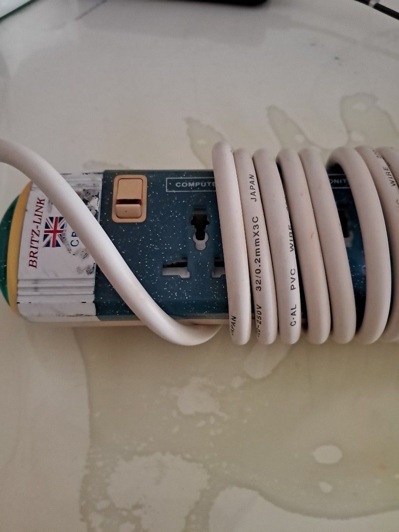5 socket extension plug (Category: Electrical, Adaptors & Sockets) located in Singapore. Submitted by carlosell (Listing ID 1392943729, Image 2). Description: 5 sockets, 1 not working (labelled in photo). tested and the rest of the 4 sockets are working fine. clean condition as I cleaned it. pickup at Hillview Ave. .