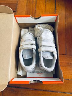 （分類：）位於 。 由 evaopal 提交（商品編號 1392922938，圖片 1）。簡介： 。