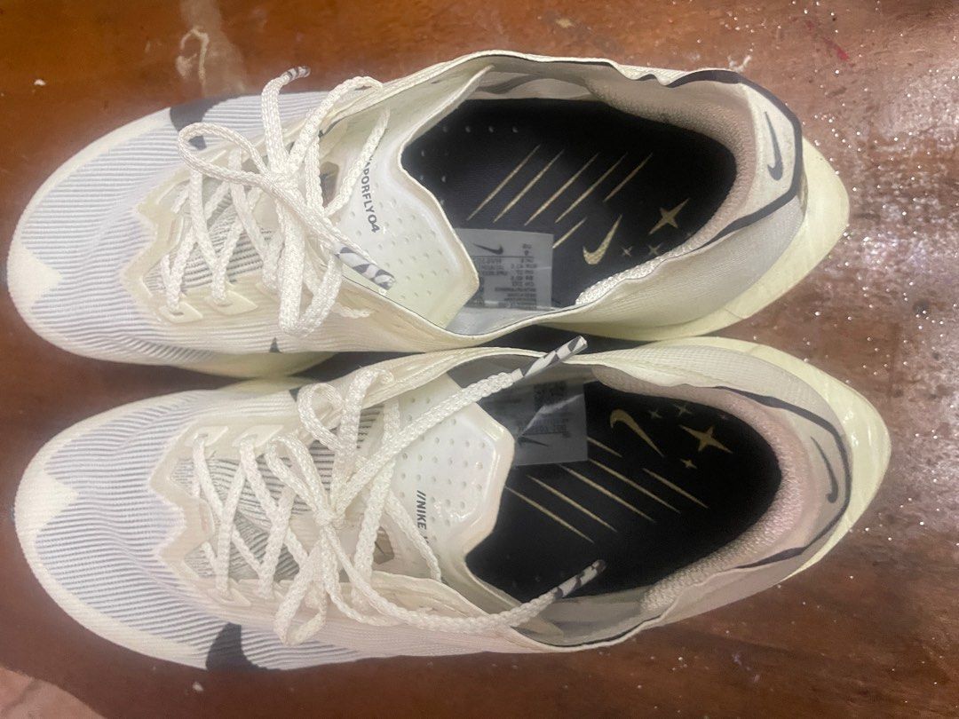 Nike Vaporfly 4 (Category: Activewear) located in Lipa City. Submitted by rtf90 (Listing ID 1392957865, Image 3). Description: Nike Vaporfly 4 Jakob Ingebrigtsen size 9 US MEN with box used for 15 kms on treadmill RFS: Metaspeed Ray.