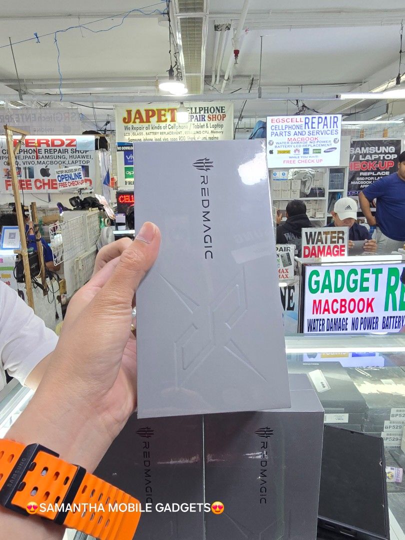 Redmagic 10S Pro 24gb 1TB Openline Global Variant (Category: Android Others) located in Manila. Submitted by lenweltong05295 (Listing ID 1392948887, Image 1). Description: Redmagic 10S Pro 24gb 1TB Openline Global Variant Brandnew Sealed with Warranty Onhand Stock.