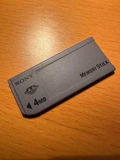 （分類：）位於 。 由 zsupra 提交（商品編號 1393043750，圖片 1）。簡介： 。