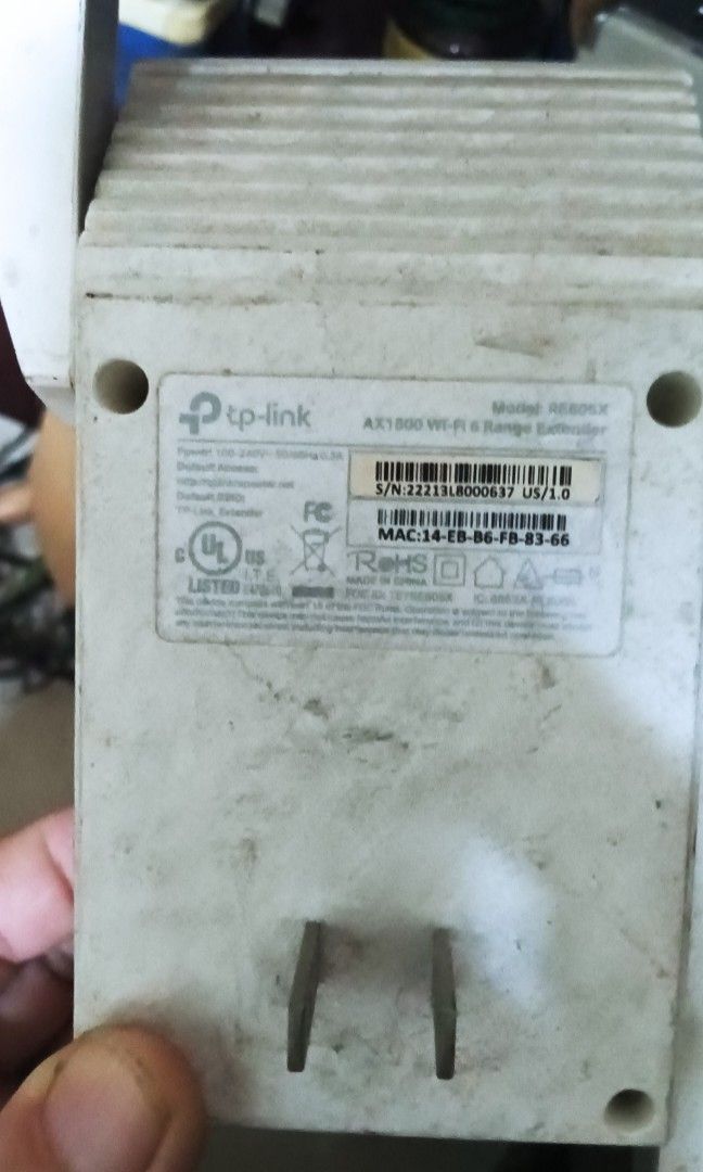 TP link wifi repeater (Category: Networking) located in Manila. Submitted by kchingx (Listing ID 1393021052, Image 2). Description: wifi repeater and access point.