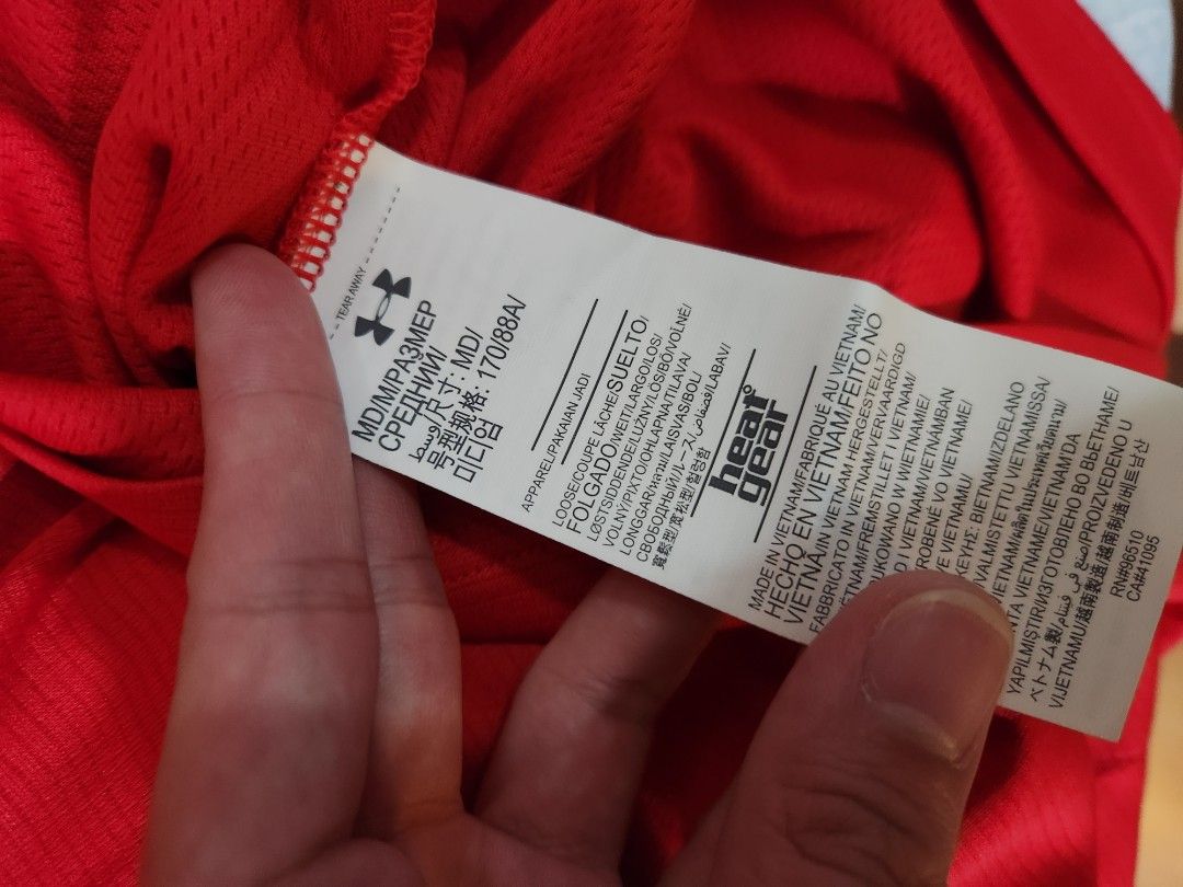 Under Armour Polo Shirt (Category: Tshirts & Polo Shirts ) located in Quezon City. Submitted by offsideph (Listing ID 1392903636, Image 3). Description: Brand new bought in the states.