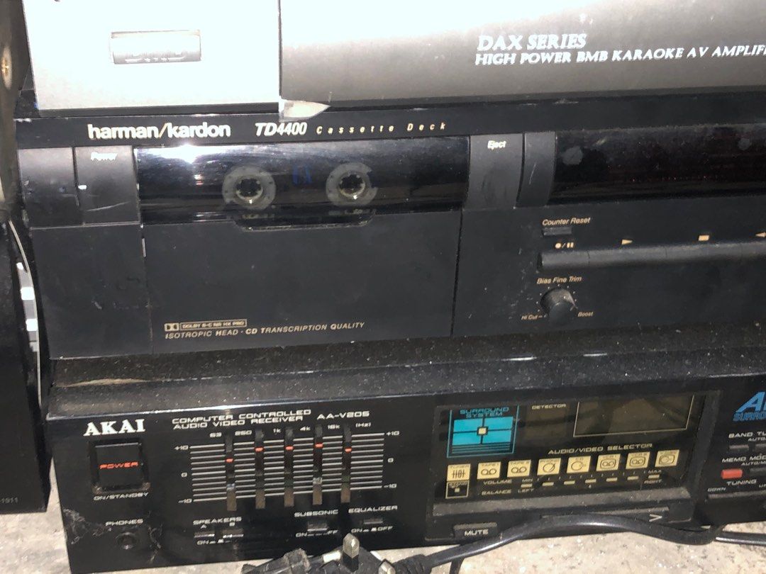 Vintage Hifi, audio equipment and guitars and cameras sony nikon aiwa akai jvc denon marantz vintage audio stero philips pioneer kenwood technics 63826274964098113