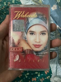 (Category: ) located in . Submitted by azimmmm98 (Listing ID 1393055632, Image 1). Description: .