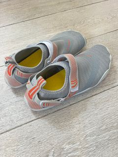 （分類：）位於 。 由 ggupta 提交（商品編號 1392960631，圖片 1）。簡介： 。