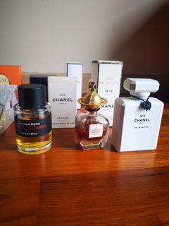 (Category: ) located in . Submitted by perfumemonger (Listing ID 1392894554, Image 1). Description: .