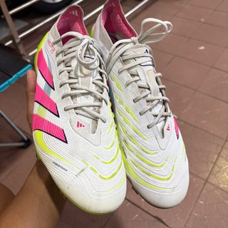 (Category: ) located in . Submitted by dannypreloved (Listing ID 1390290482, Image 1). Description: .