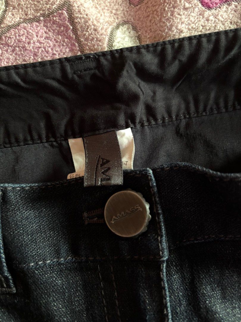 AMASS DARK DENIM SKIRT (Category: Skirts) located in Cavite. Submitted by jvt.declutters (Listing ID 1393116084, Image 3). Description: FAVE!!!! Superb quality!!! see last pic for deets!.