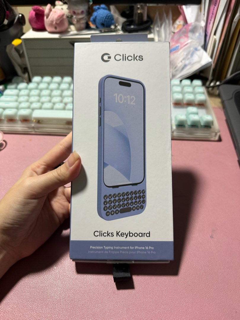 Clicks keyboard case for Iphone 16 Pro, Mobile Phones & Gadgets