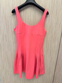 （分類：）位於 。 由 jythriftlounge 提交（商品編號 1393095820，圖片 1）。簡介： 。