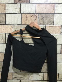(Kategori: ) berada di . Dikirim oleh clotes.second_ (ID iklan 1393174988, Gambar 1). Deskripsi: .