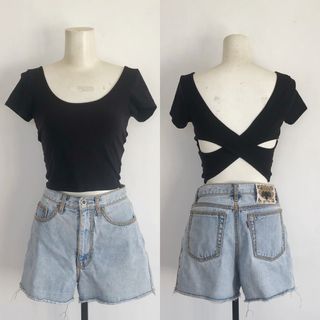 (Category: ) located in . Submitted by mkjpcloset (Listing ID 1393091574, Image 1). Description: .