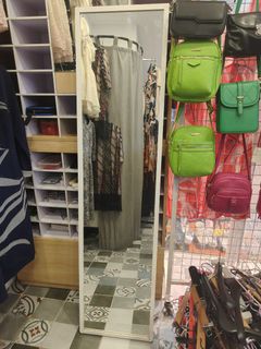 (Category: ) located in . Submitted by gladys66 (Listing ID 1393129258, Image 1). Description: .