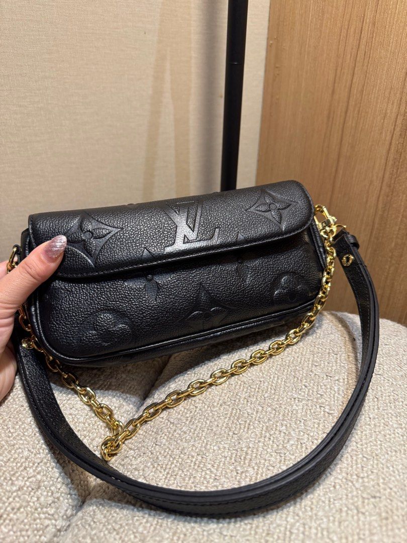 Guaranteed authentic LV Ivy Woc (Category: Luxury Bags & Wallets) located in San Juan City. Submitted by akimadison.ph (Listing ID 1393077638, Image 1). Description: Guaranteed authentic Ivy Woc.