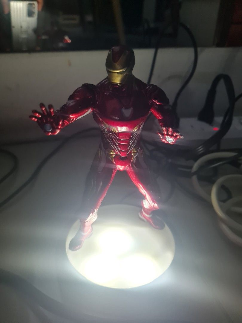 Iron man die cast lamp petron (Category: Western Merchandise) located in Taguig. Submitted by gowilliam.767 (Listing ID 1393126387, Image 3). Description: never displayed mop gcash prior to pickup location pin to be given upon payment confirmation.