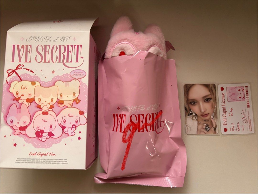 ive secret evil cupid ver. dal-e (Category: Designer & Blind Box Toys) located in Bulacan. Submitted by wnyceipt (Listing ID 1393075763, Image 1). Description: unsealed full inclusion sdd - jnt ✅.