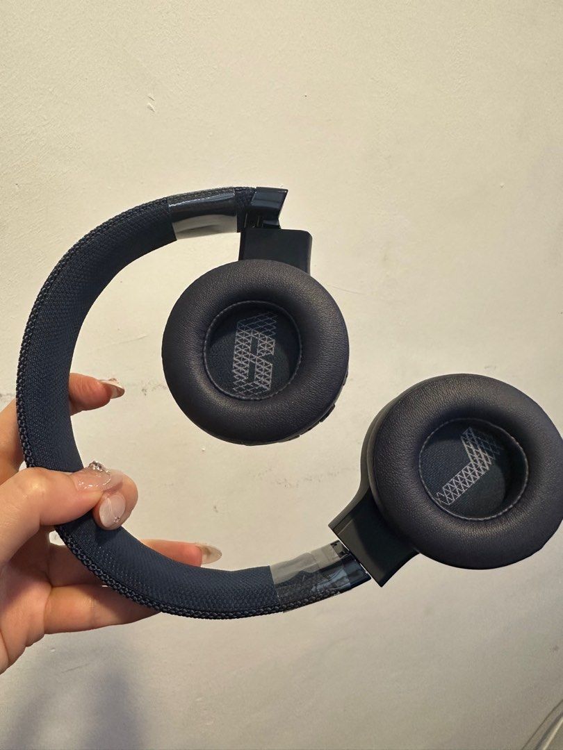 JBL LIVE400BT63791683828481114