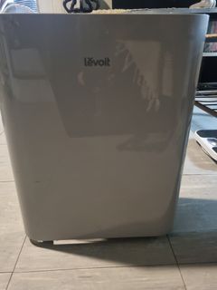 (Category: ) located in . Submitted by thrift.mercato (Listing ID 1393124636, Image 1). Description: .