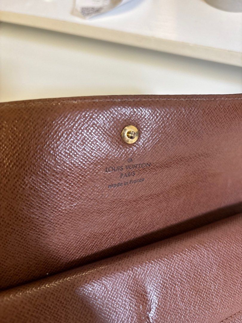 Louis Vuitton Sarah Long Wallet (Category: Luxury Bags & Wallets) located in Cabuyao City. Submitted by HelloSunshineDeclutters (Listing ID 1393102688, Image 3). Description: Guaranteed Authentic LVSarah Long Wallet Store Bought, but lost the receipt and box With dustbag only With hotstamp ERG Personal used No interior cracks Flaw: button Mark, edges are a bit worn, fading on card slot area With tolerable flaws, still in very much good usable con