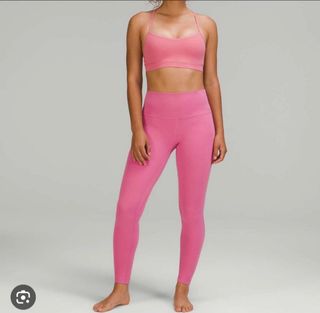 (Category: ) located in . Submitted by yogawear (Listing ID 1393131629, Image 1). Description: .