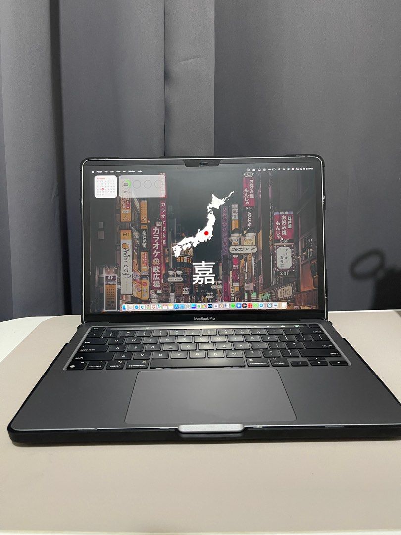 Macbook Pro 13 inches M2 (Category: Laptops & Notebooks) located in Makati City. Submitted by rodz2023 (Listing ID 1393220033, Image 3). Description: See the photo for the references. You can check the serial #. Let be transparent yong iba nagbebenta ayaw pakita ang serial kasi makikita nyo kasi kung kelan napurchased at kelan nagend ang warranty. Battery life is good pa nasa 90% With box at typeC charger maganda sya compare po sa magnetic charge